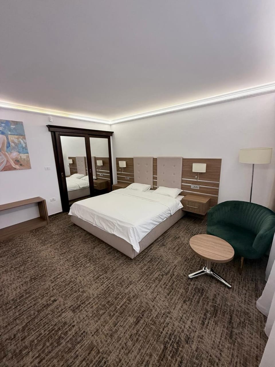 White Residence Bed and Breakfast in Timiș County