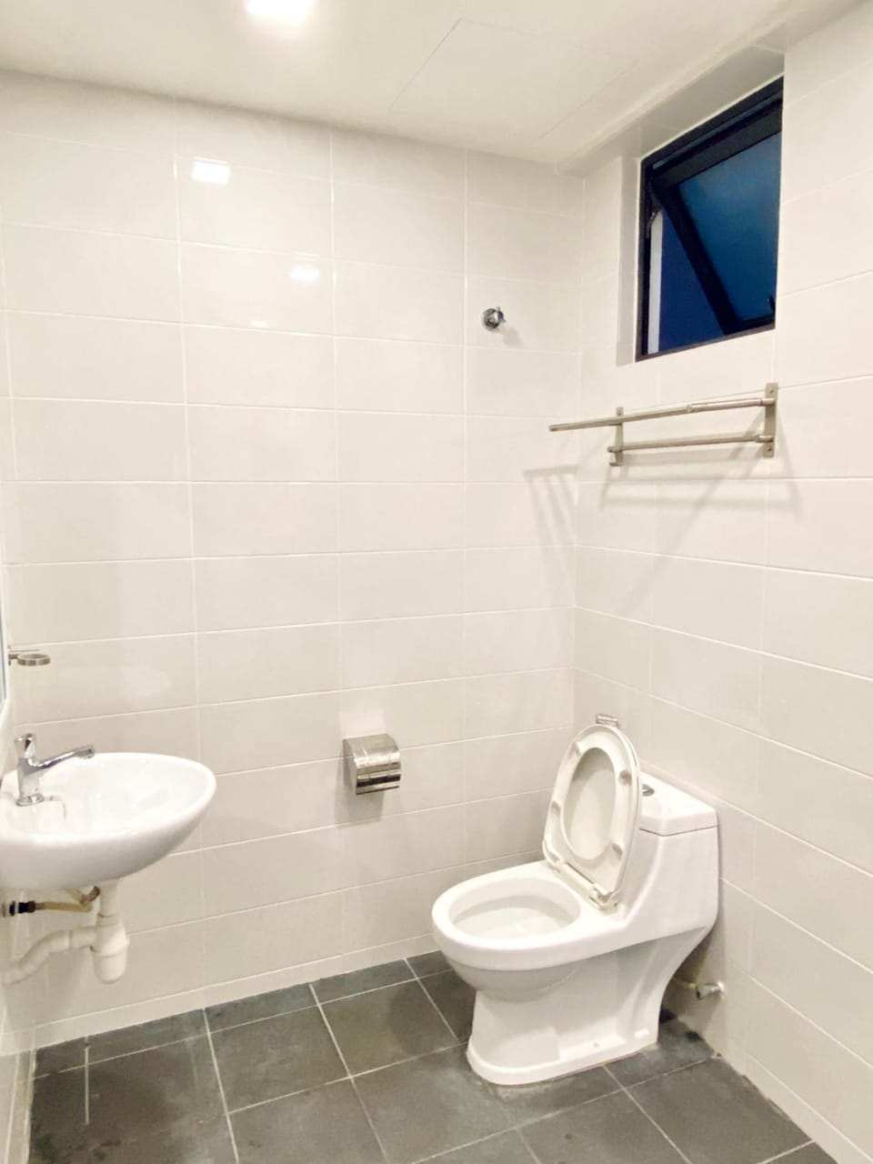 Corner Unit Landmark Residence 2, High Floor, Nice View, WiFi & Tvbox, Free Parking Apartment in Negeri Sembilan, Malaysia