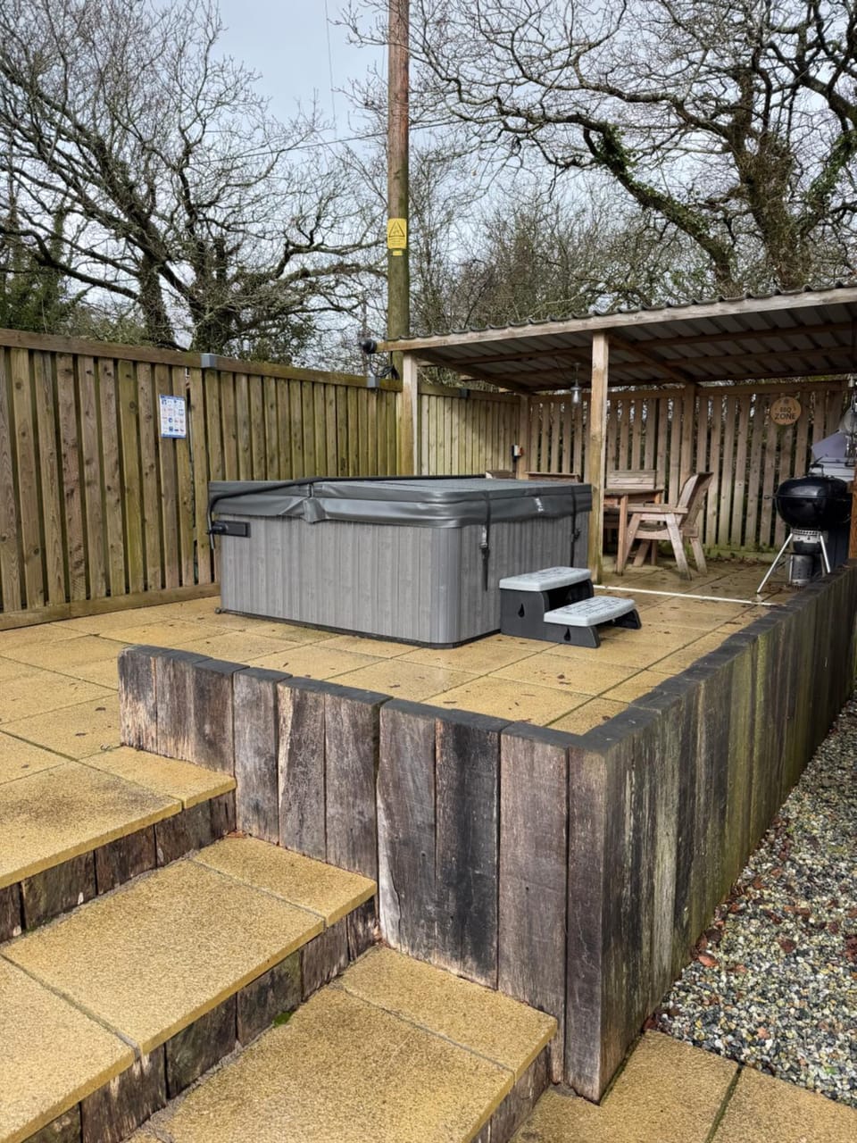 NEW! Country boutique escape . HOT TUB House in Bideford