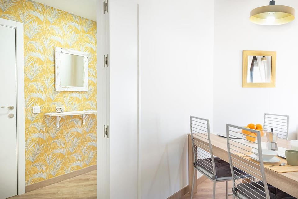 Lobby or reception, Dining area