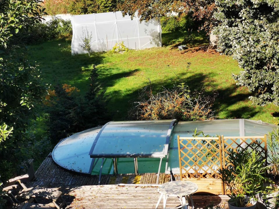 Garden, Swimming pool