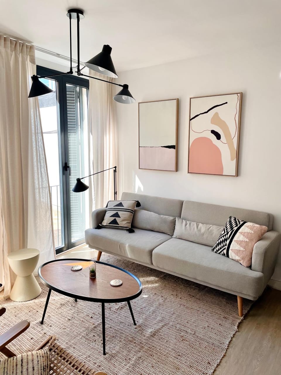 Living room, Seating area