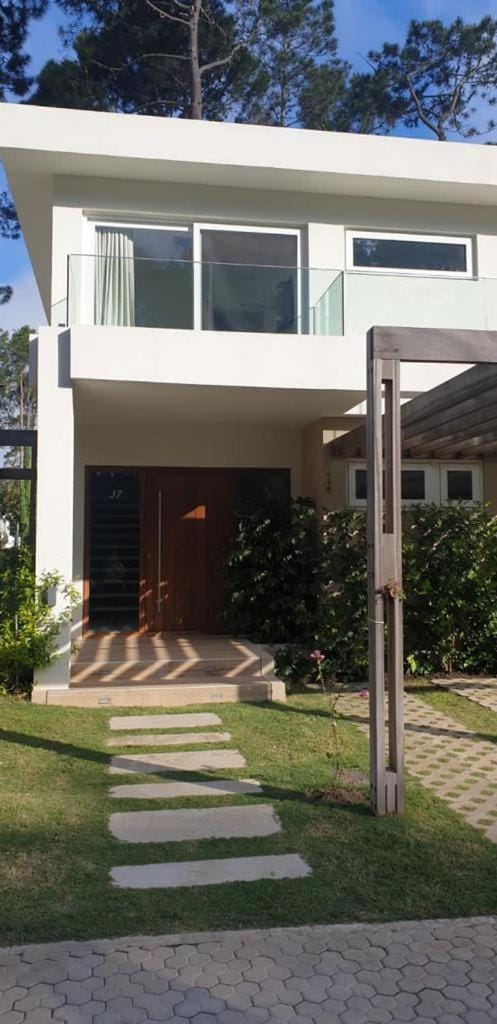 GARDENS VIEW DUPLEX CON PARRILERO y CRYSTAL BEACH Apartment in Maldonado Department, Uruguay