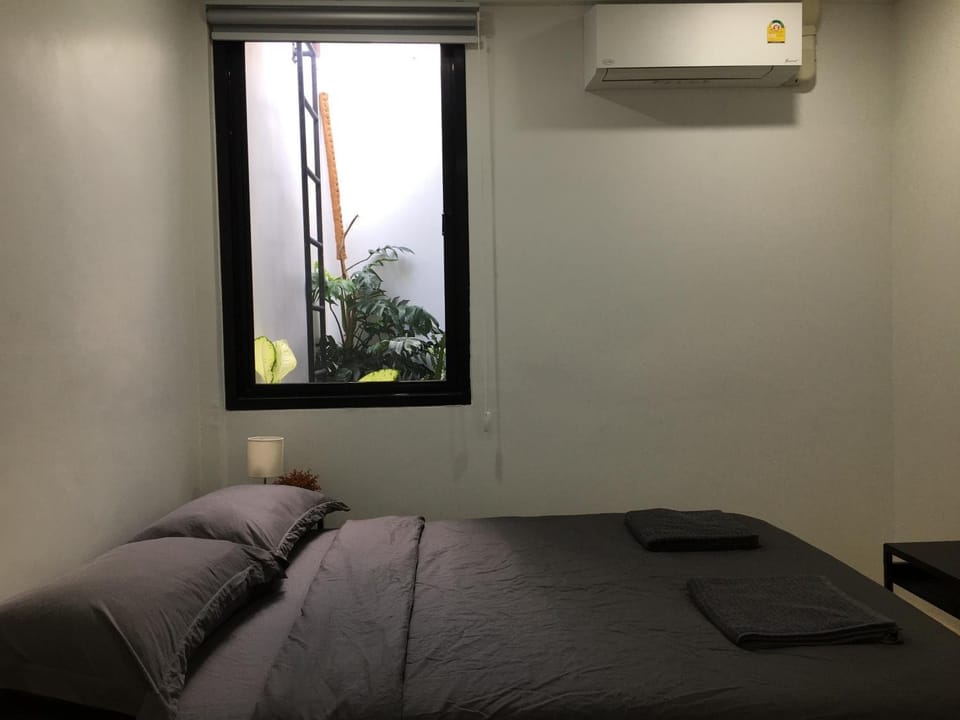 เจริญพาณิชย์ รูมส์ Vacation rental in Laos