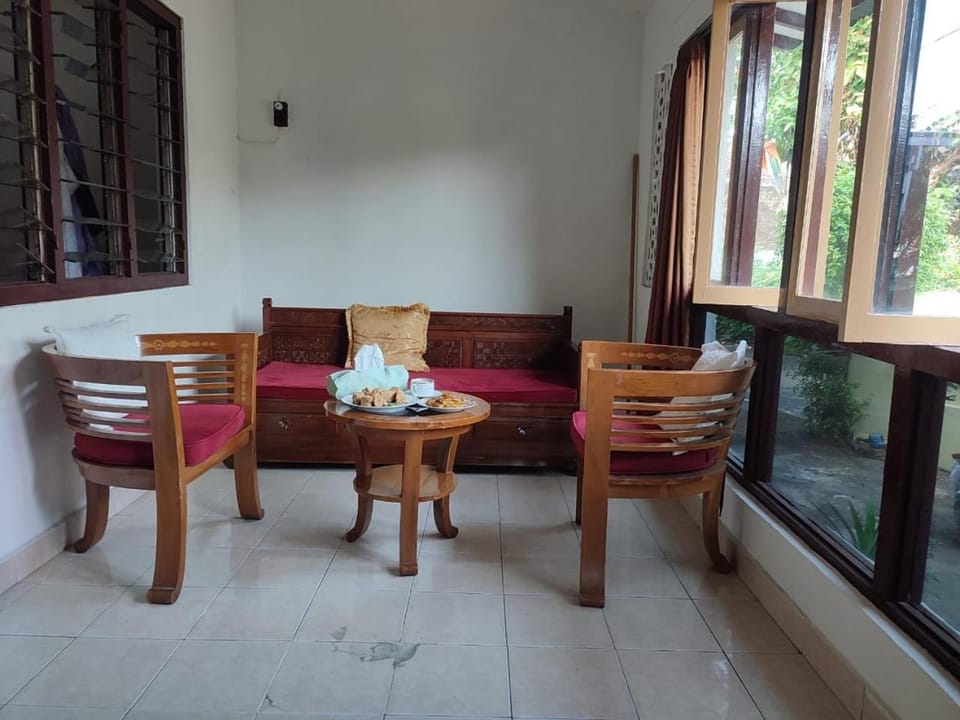 Budihardjo Homestay Tugu Malioboro Yogyakarta House in Yogyakarta
