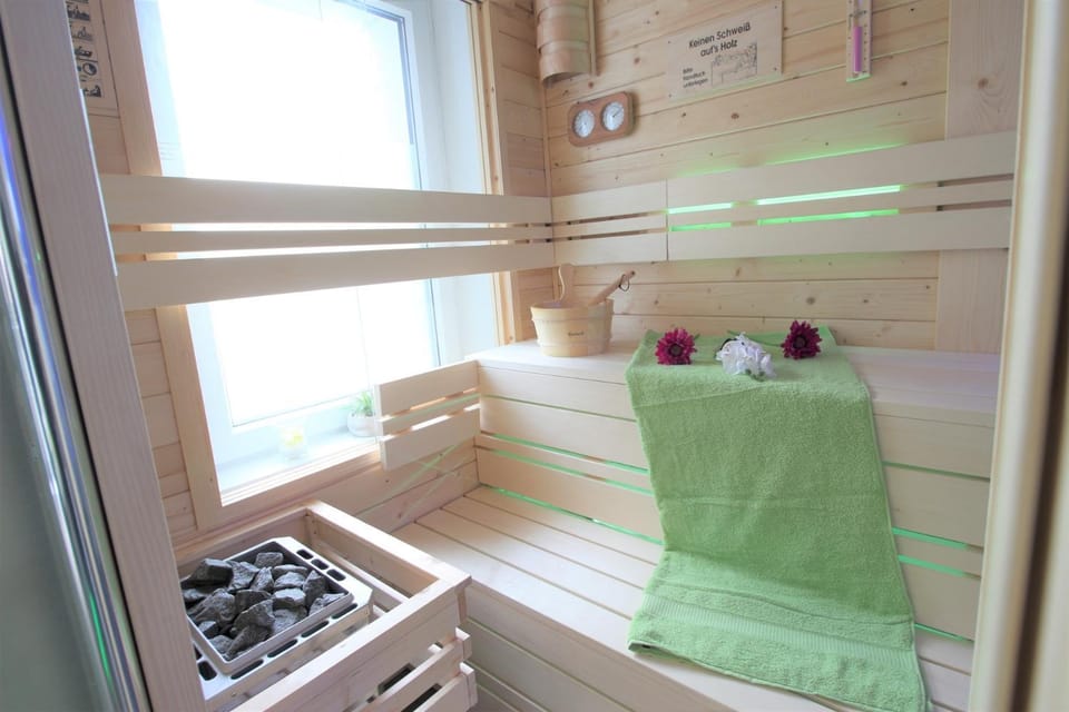 Sauna, Spa and wellness centre/facilities