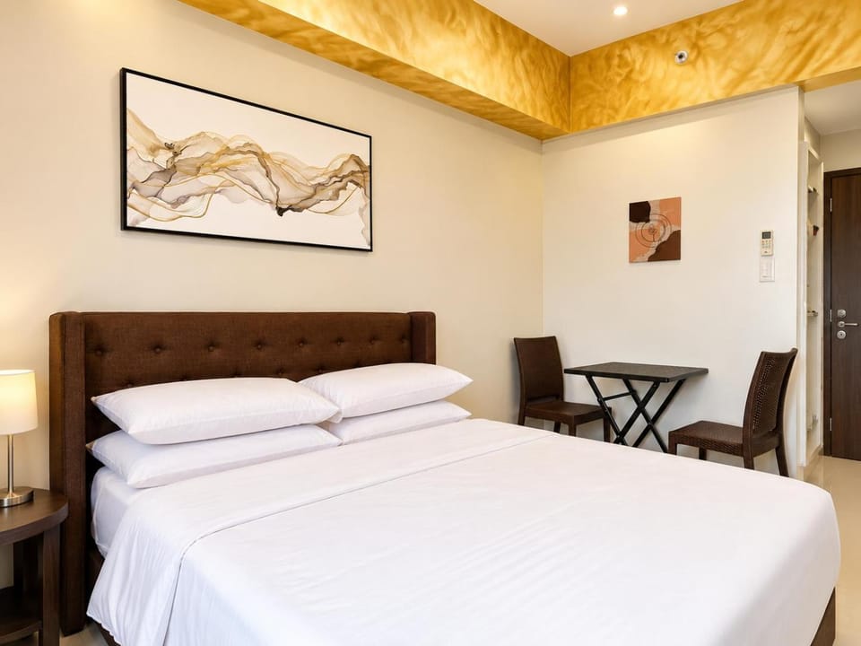 1822 Deluxe Twin - MIGAs Haven at Sunvida Tower Apartment in Lapu-Lapu City