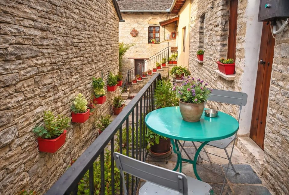 Archontiko Rapti Stone Traditional House Apartment in North Macedonia
