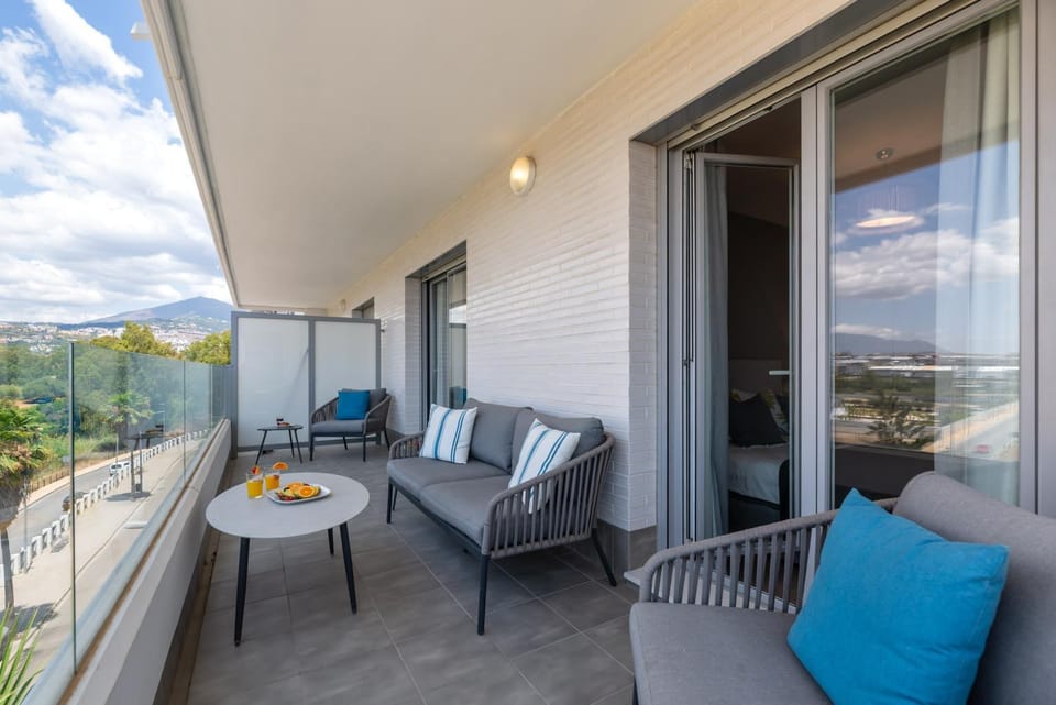 Day, Balcony/Terrace, Seating area