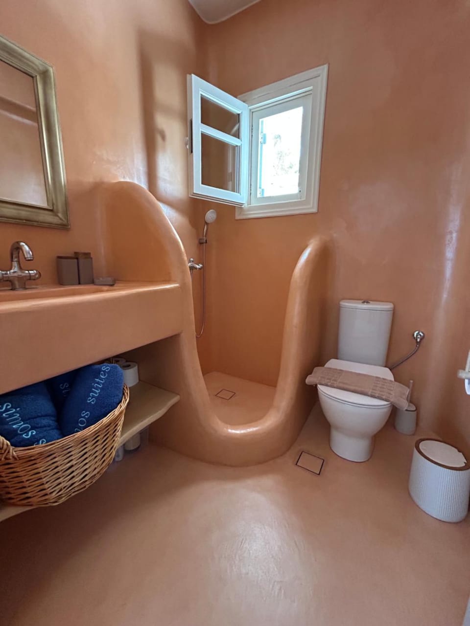 Simos suites Villa in Islands