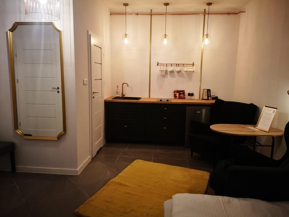 Bathroom, Kitchen or kitchenette