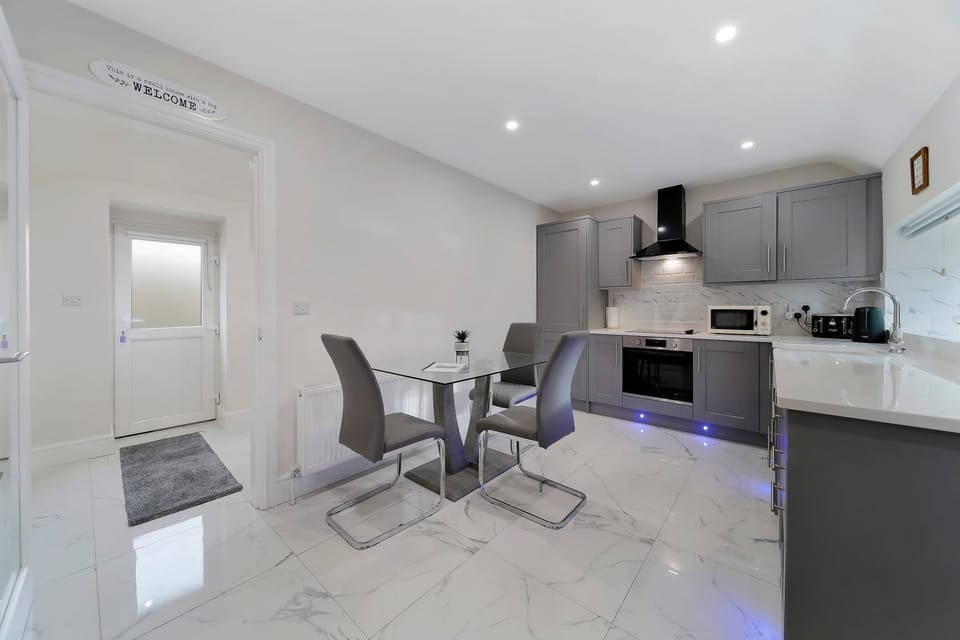 Glenside Cottage 'Sleeping 4 guests' Villa in Buncrana