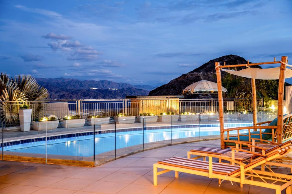 Natural landscape, Mountain view, Pool view, Swimming pool, sunbed