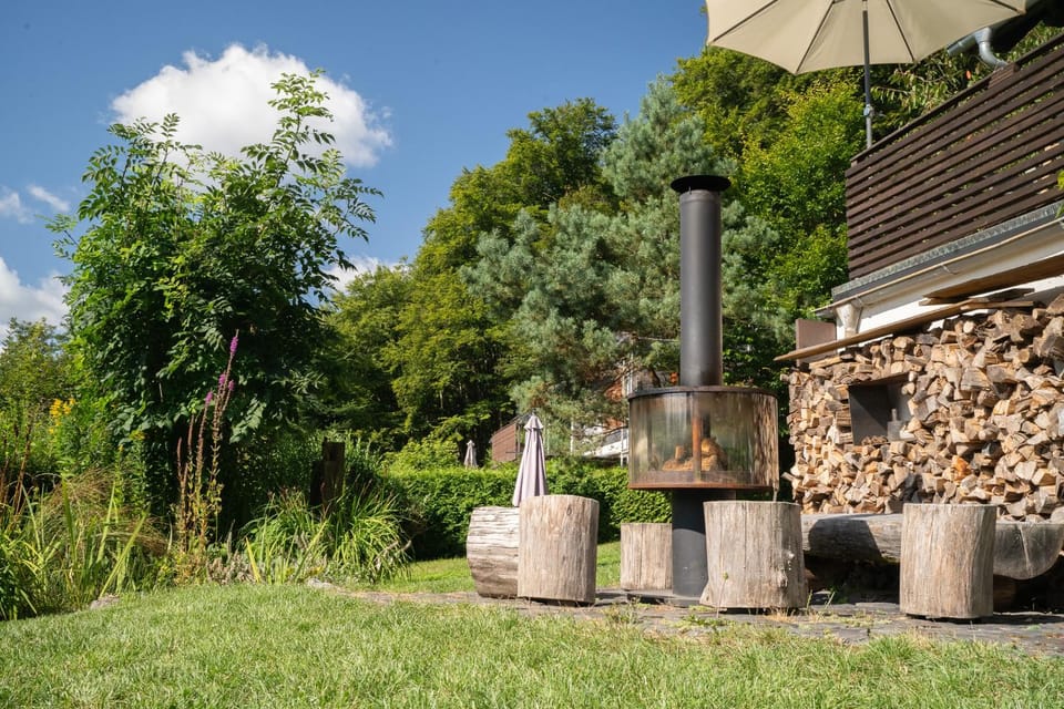 Property building, Winter, BBQ facilities, Hiking, Hiking, children, young children, older children, older children, Facility for disabled guests, internet, pet friendly, wardrobe, dryer