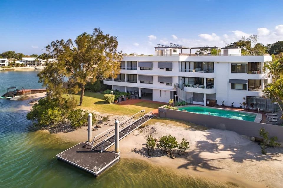 Pisces Apartments Apartment in Noosa Heads