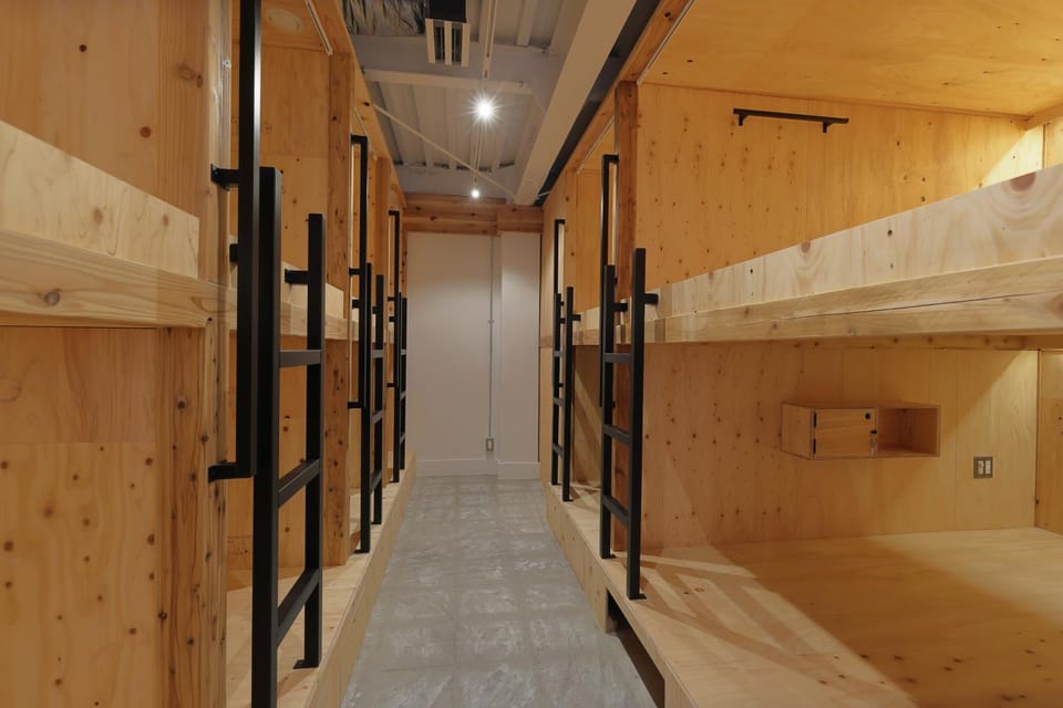 Bed, Photo of the whole room, bunk bed