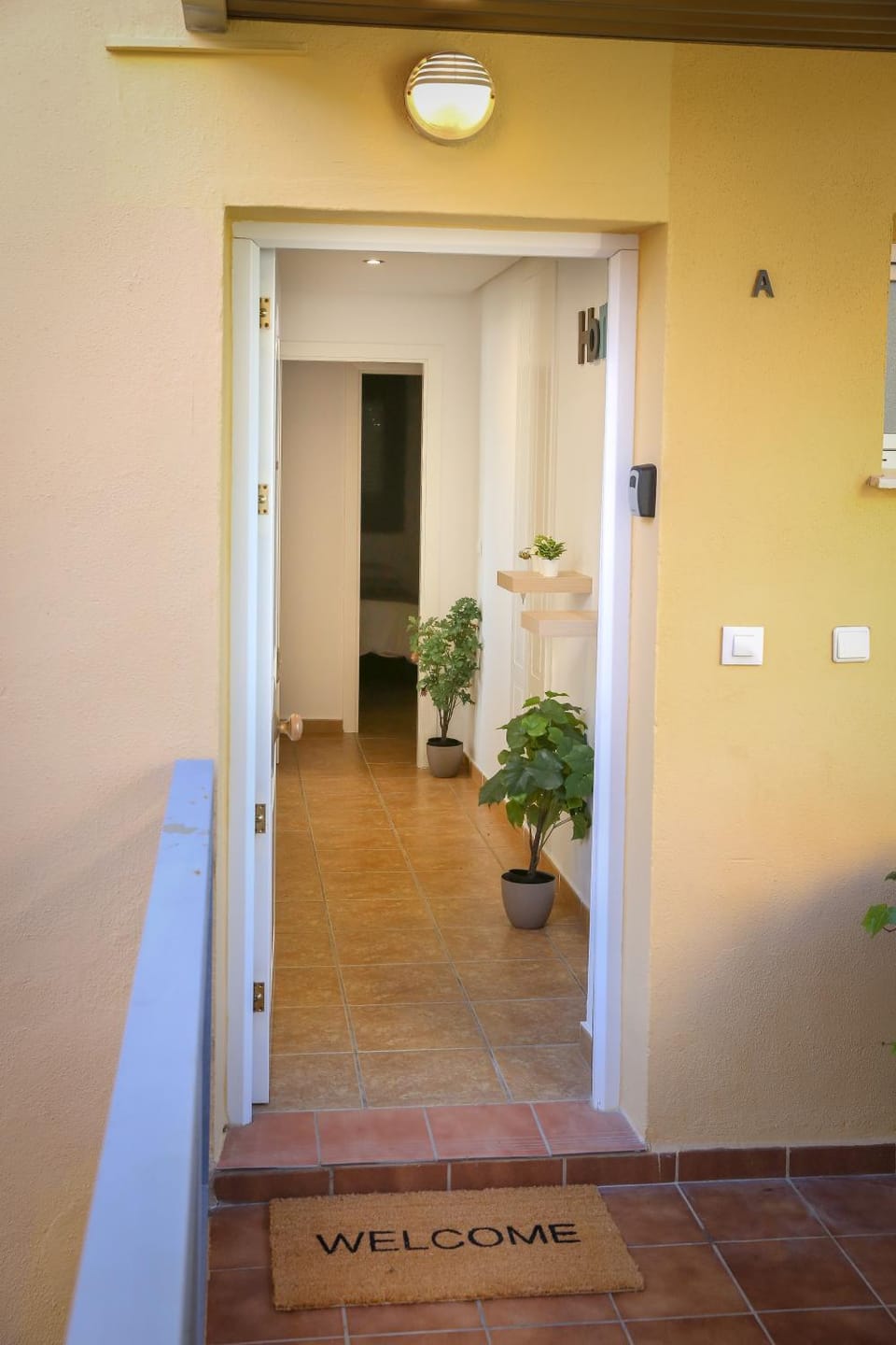 Facade/entrance