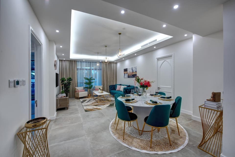Durrani Homes - Arabian luxury at Souk Al Bahar besides Burj Khalifa & Dubai Mall Apartment in Dubai