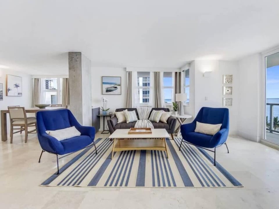 Luxury beachfront Condo by Dream Vacation House in Fort Lauderdale