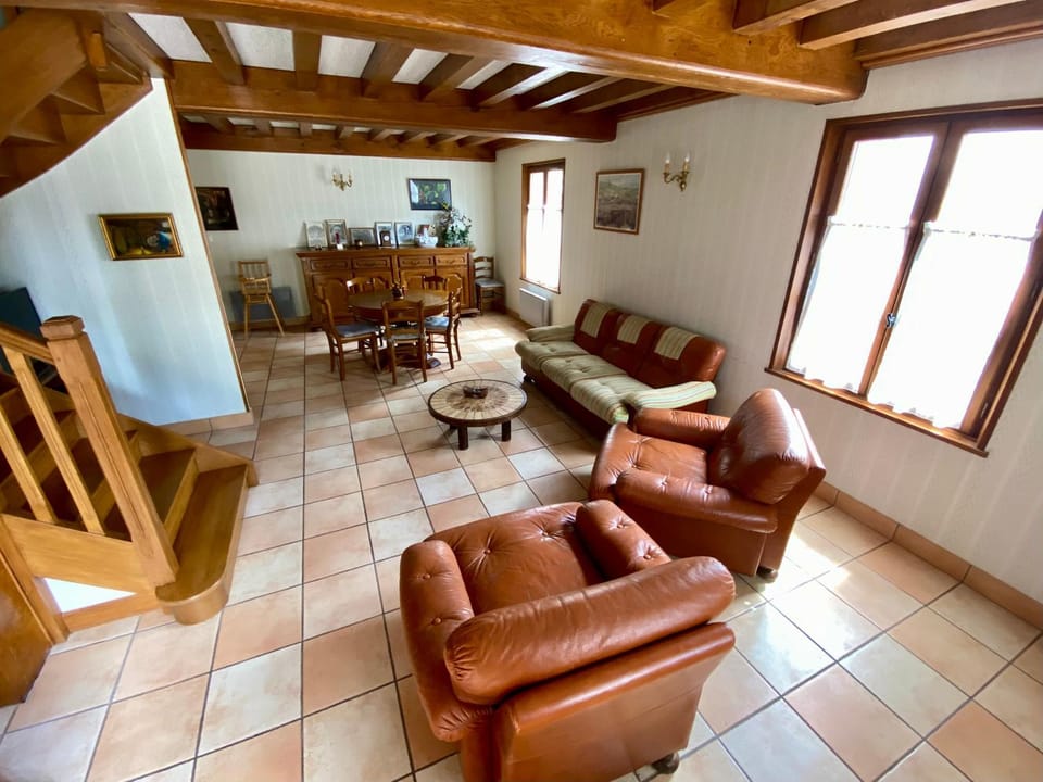 Living room, Lounge or bar