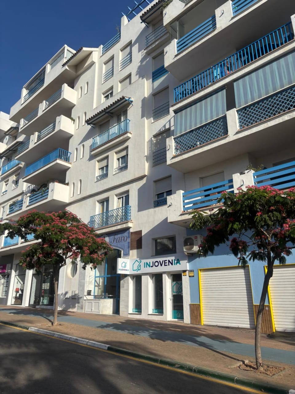 Marina Apart Beach easy Parking Apartment in Estepona