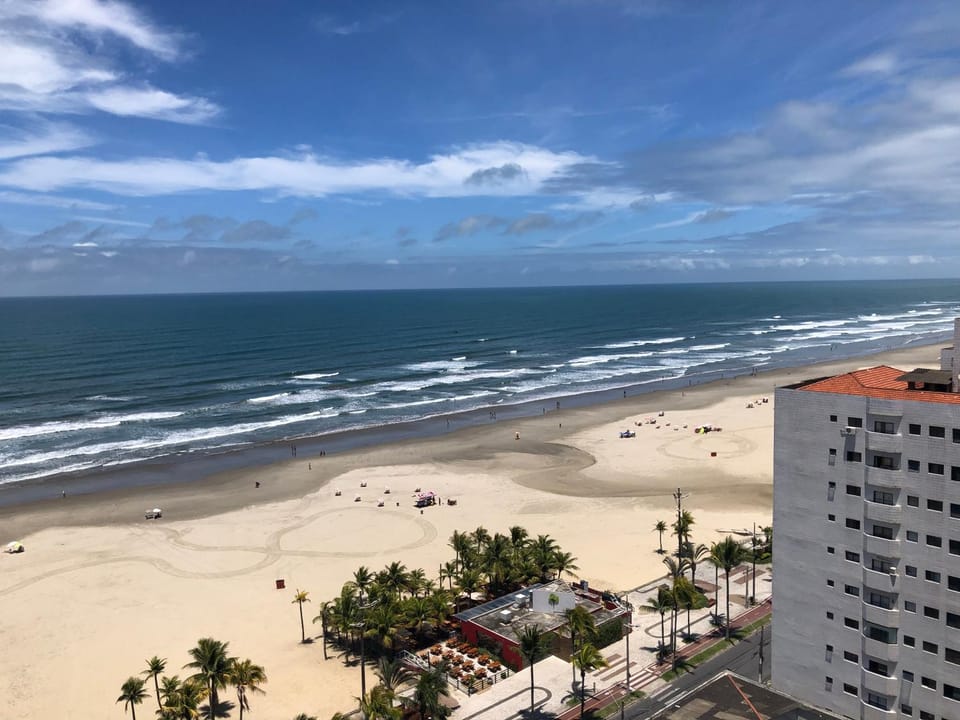 Apto com vista mar PÉ NA AREIA Apartment in State of São Paulo
