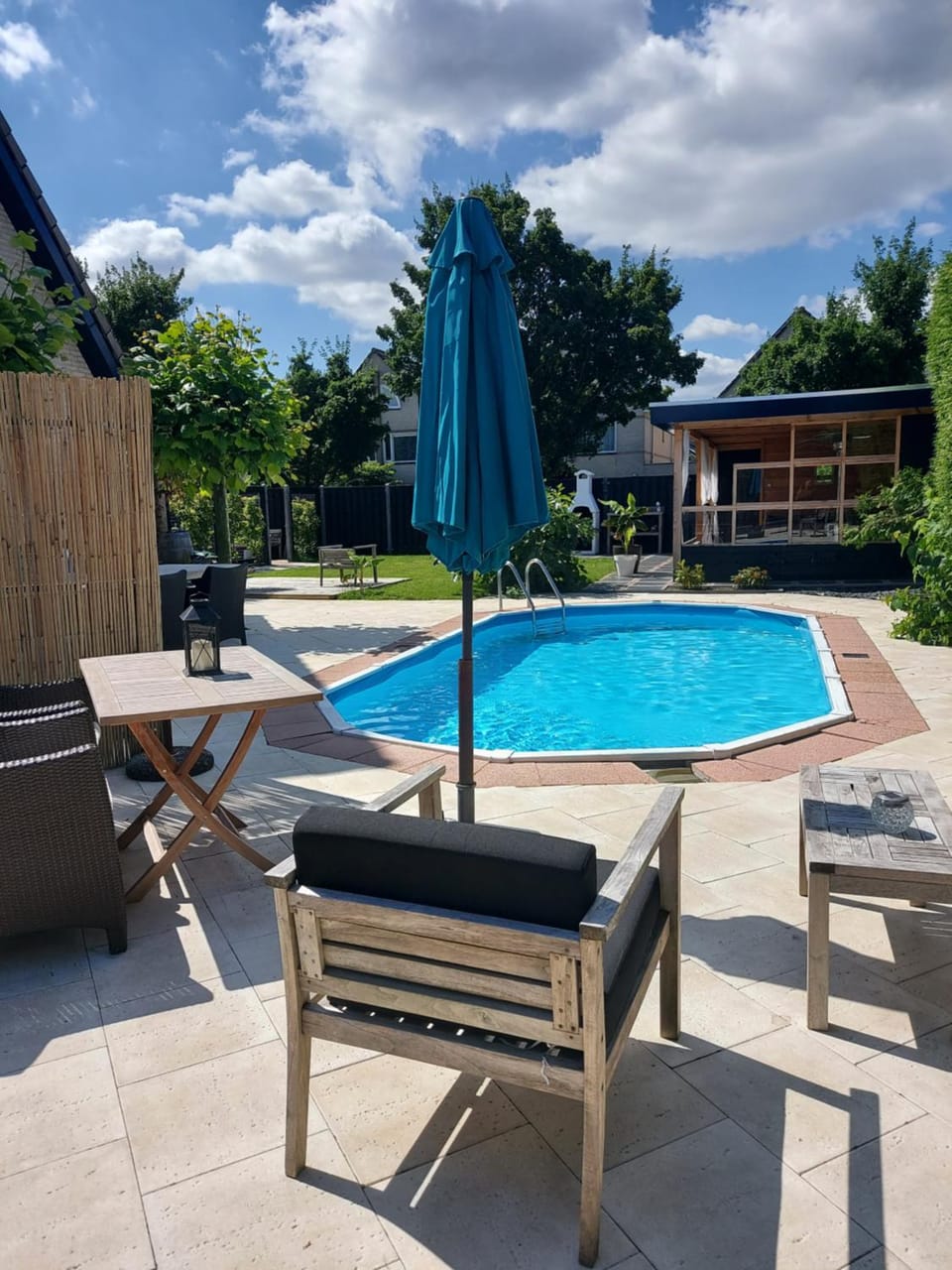 Balcony/Terrace, Swimming pool