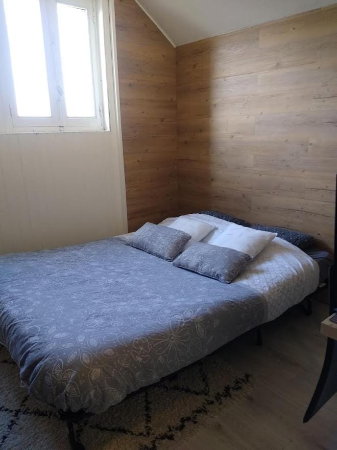 Sweet Room Apartment in Aix-les-Bains