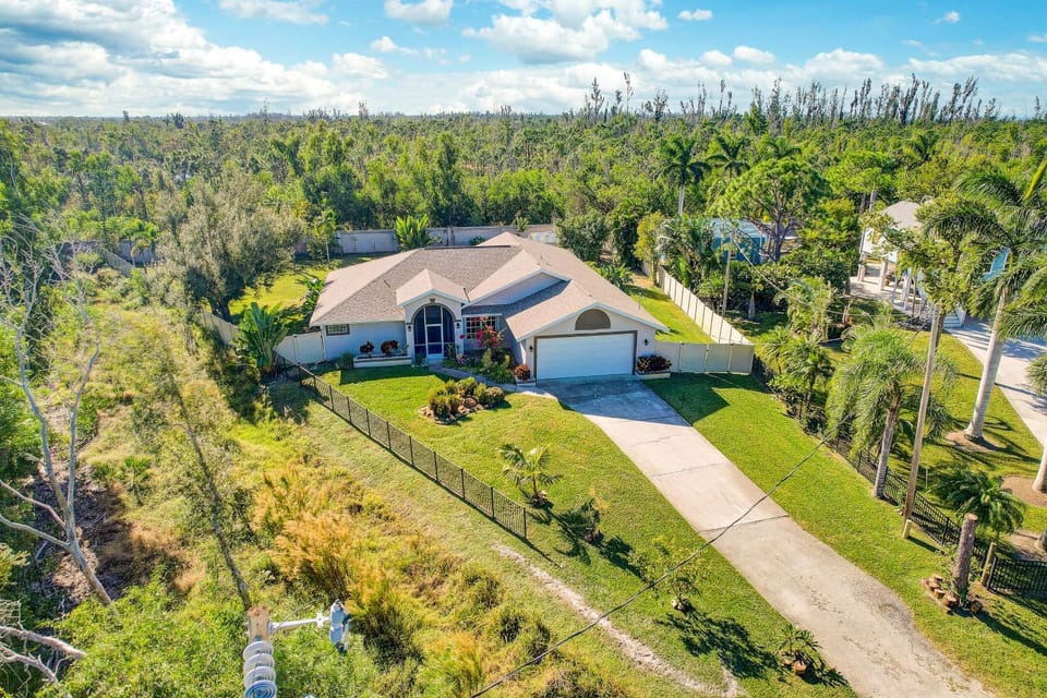 Coastal Family Home w/ Game Room in St James City! House in St James City