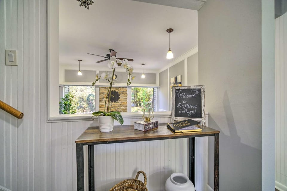 Coldspring Cottage < 1 Mi to Lake Livingston! House in Lake Livingston