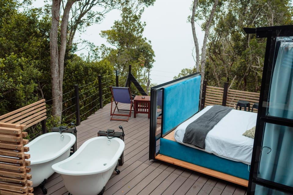 Bed, Natural landscape, View (from property/room), Sea view, Bath