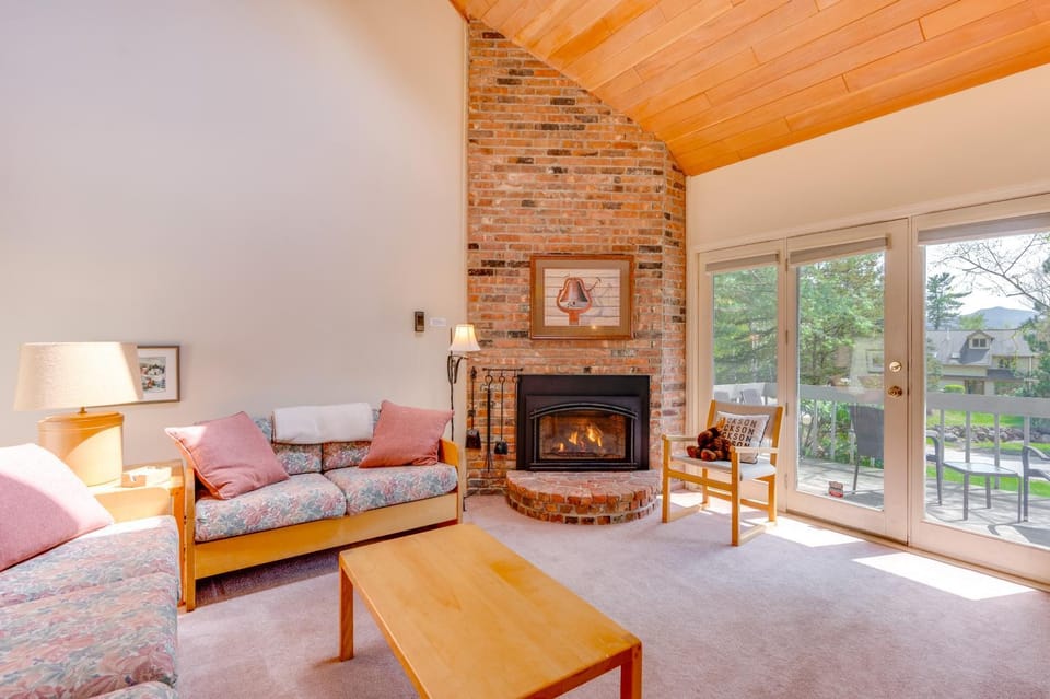 Charming Jackson Mountain Retreat on Golf Course! House in Jackson