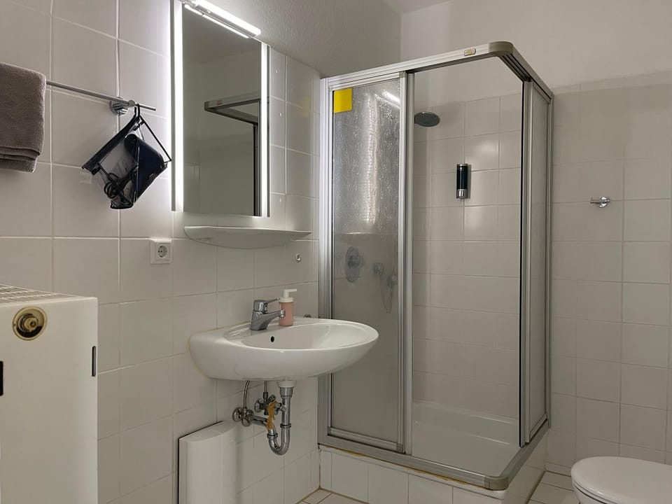 Shower, Toilet, Bathroom