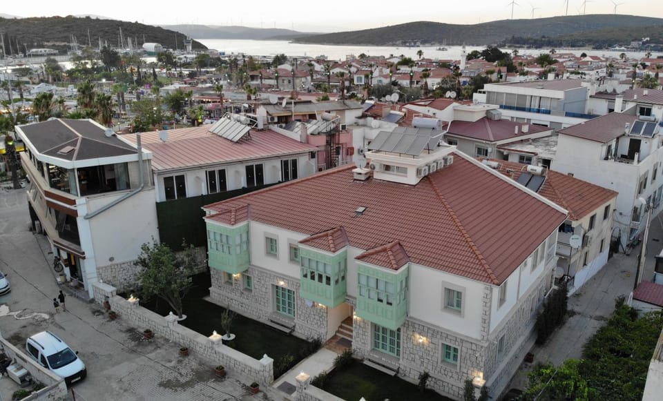 Neighbourhood, Bird's eye view, City view