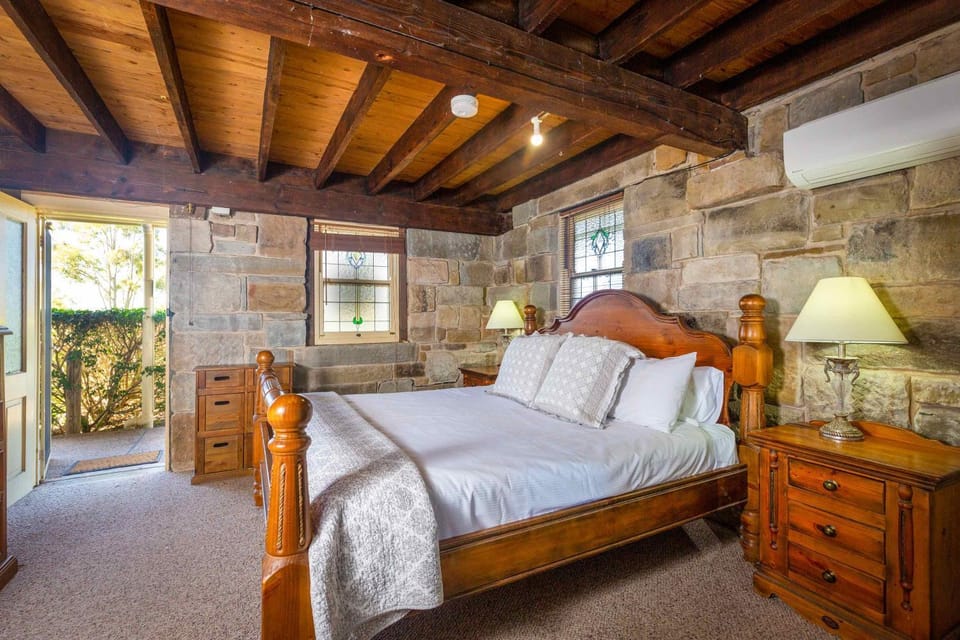 Bimbadeen Mountain House House in Mount View