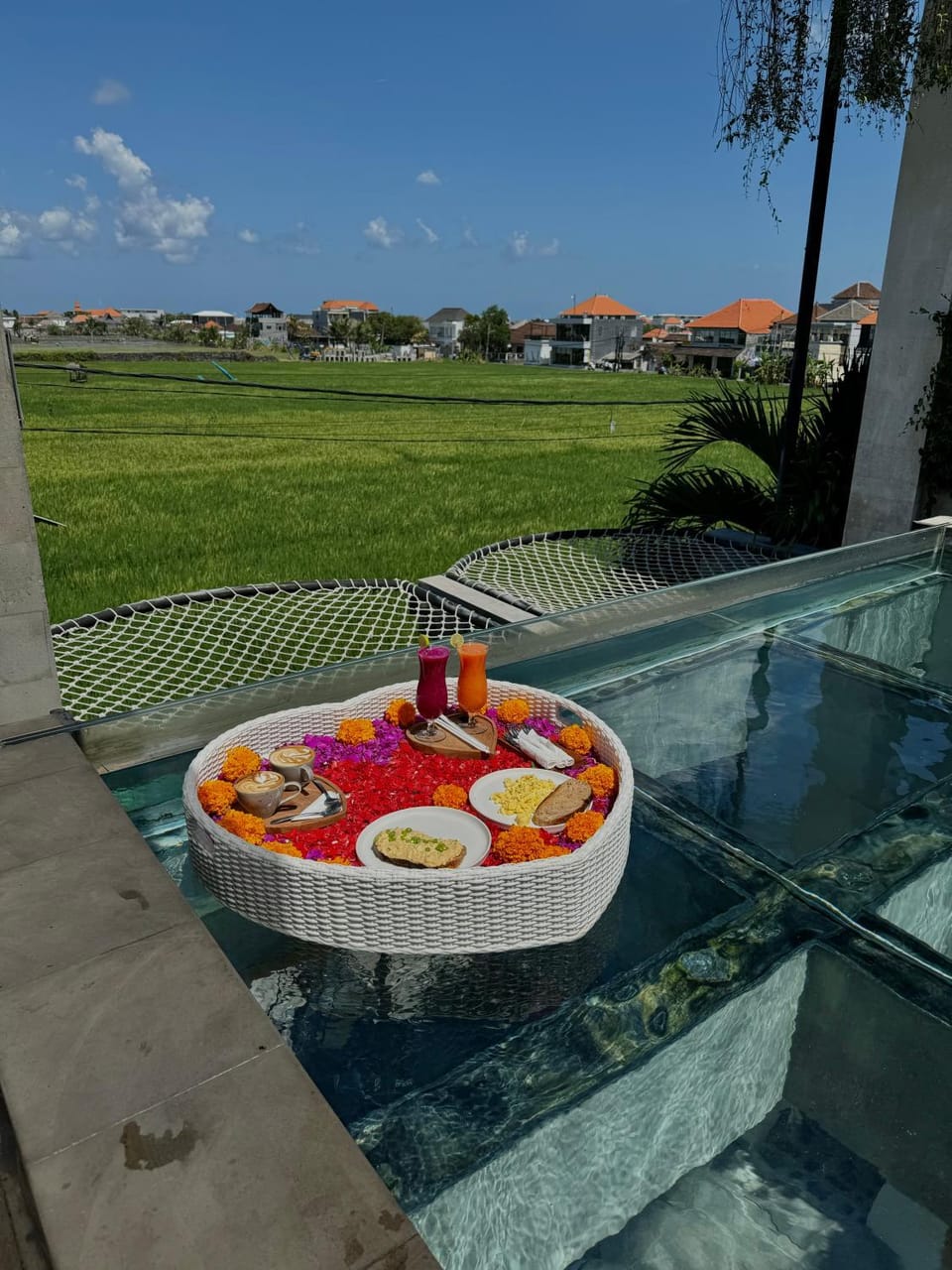 Swimming pool, Swimming pool, Breakfast