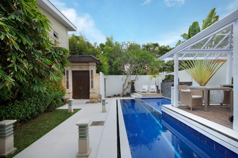 Facade/entrance, Garden, Pool view