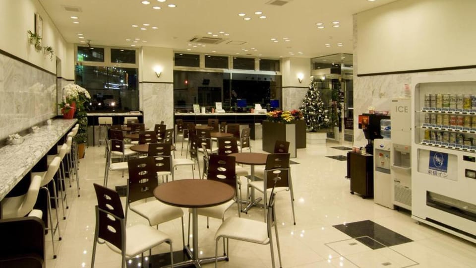 Lounge or bar