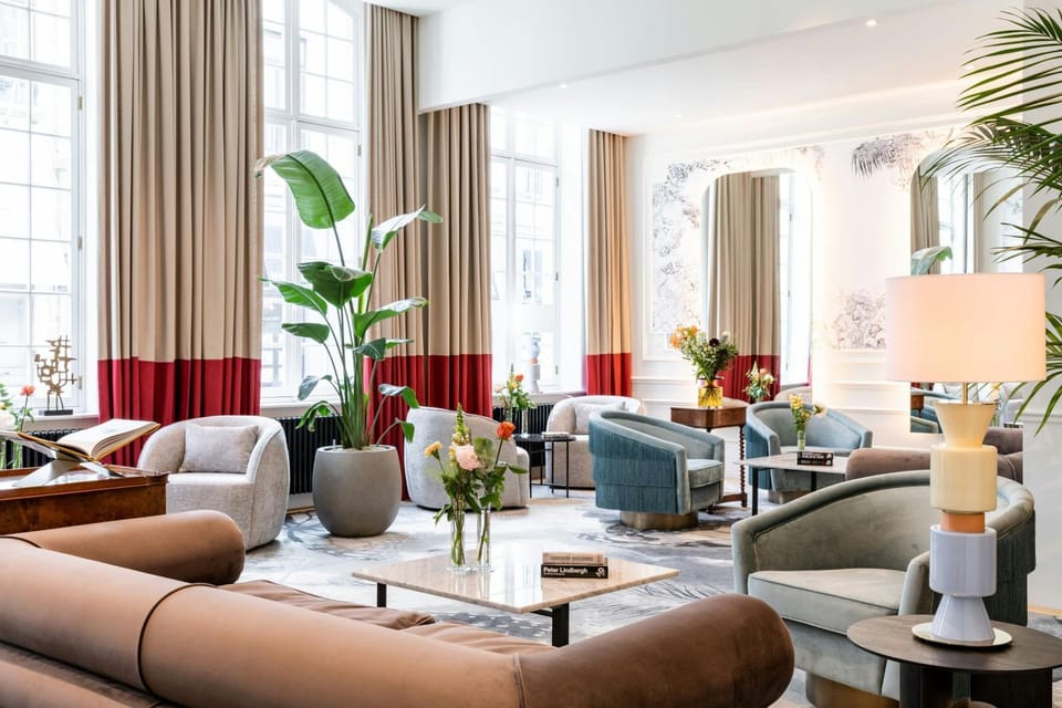 Lounge or bar
