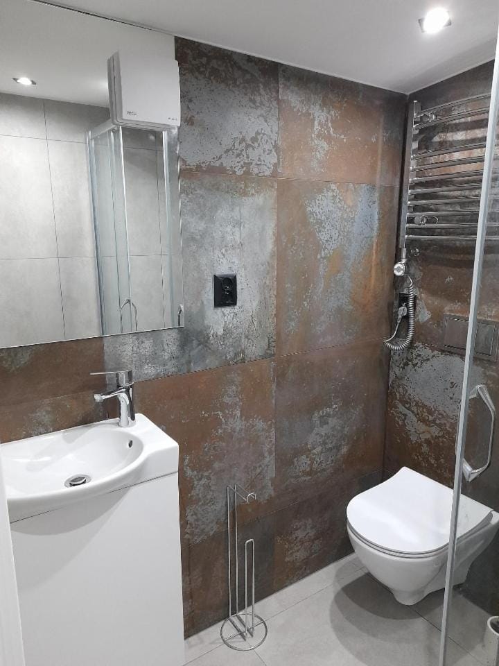 Apartament na zakręcie Apartment in Lower Silesian Voivodeship