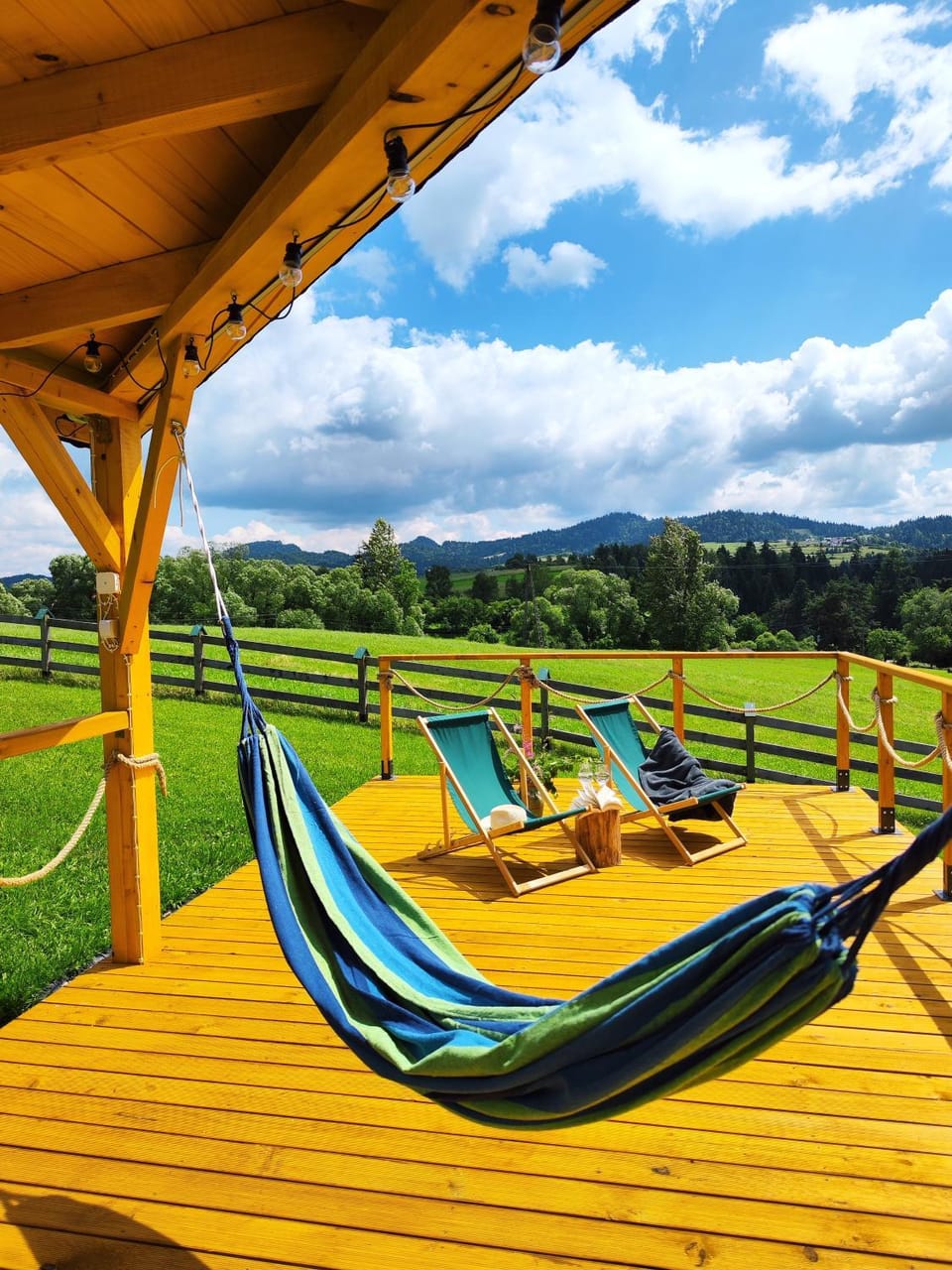 Natural landscape, Garden, Garden view, Mountain view, sunbed
