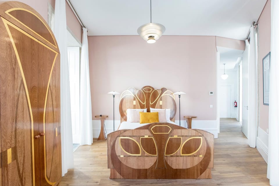 Artistic 2BR Flat Downtown w/ AC by LovelyStay Apartment in Porto