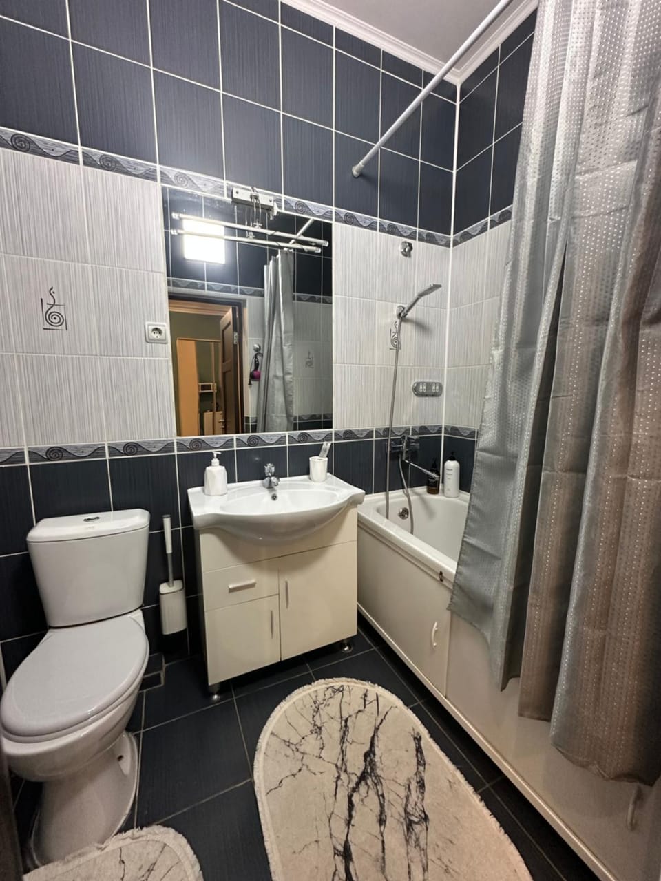 Toilet, Bathroom, Bath, towels