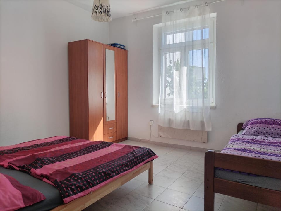 Bed, Bedroom, wardrobe