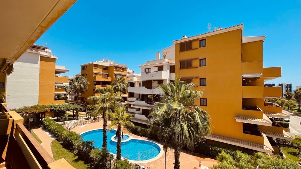 Balcony/Terrace, Pool view, Swimming pool