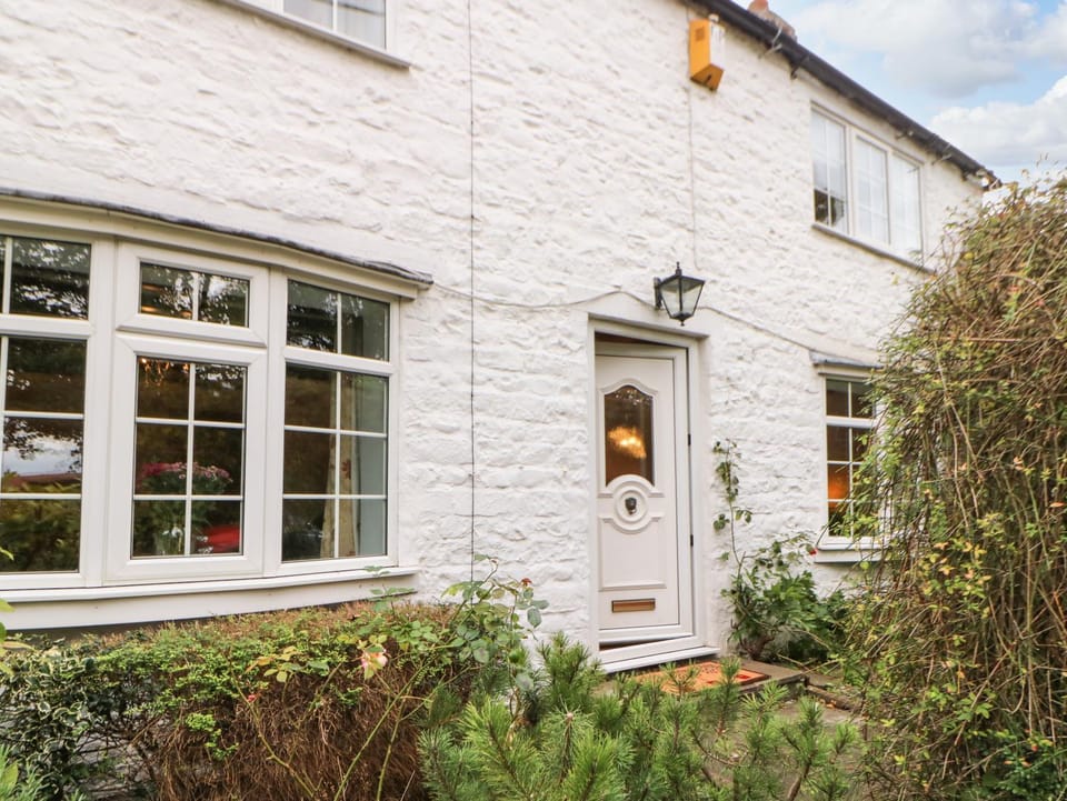 West View House in Borough of Harrogate