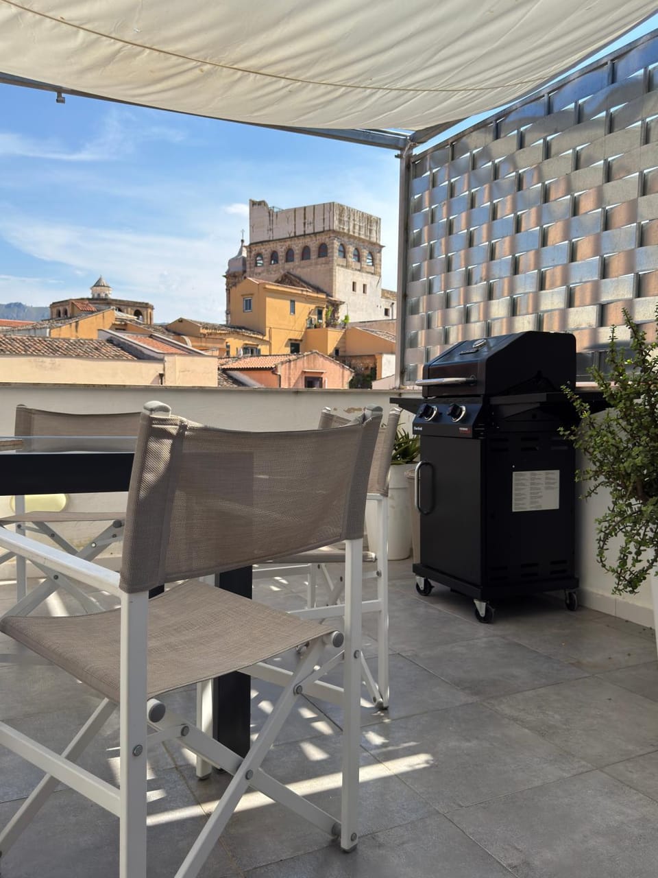 Meetup on The Terrace View With private parking Apartment in Palermo