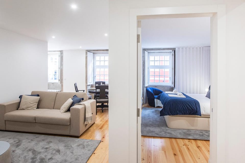 Elegant Downtown 1BR Flat w/ AC by LovelyStay Apartment in Porto