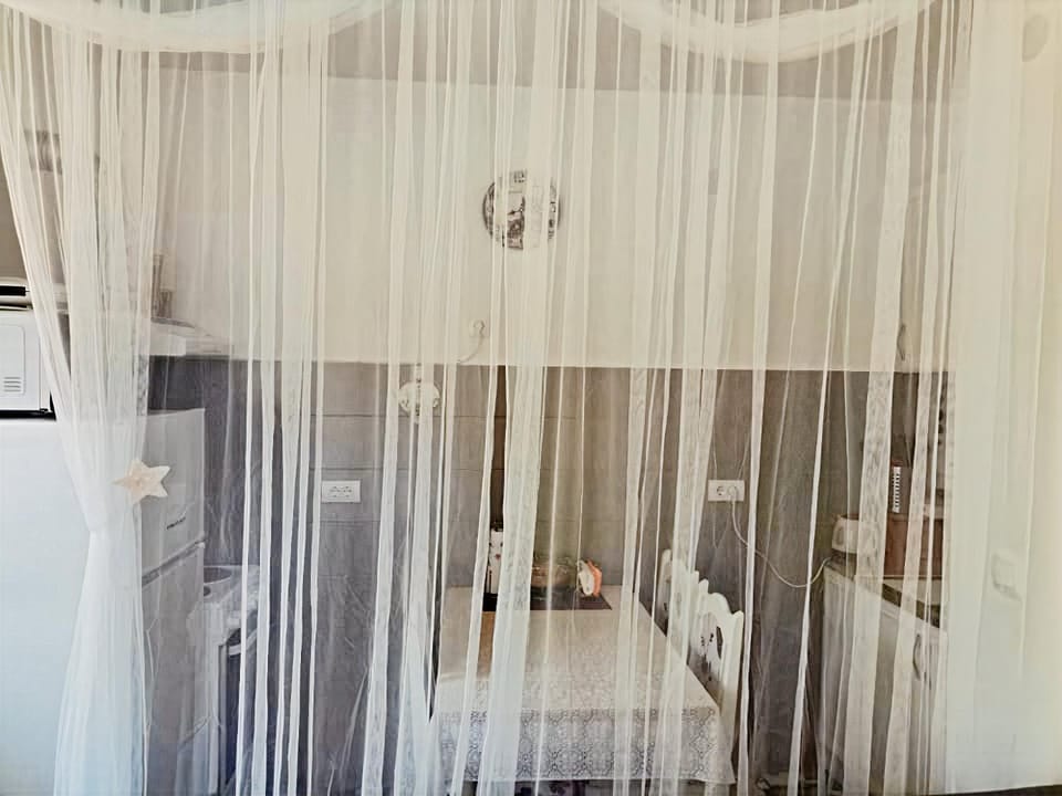 Kitchen or kitchenette, Dining area, kitchen