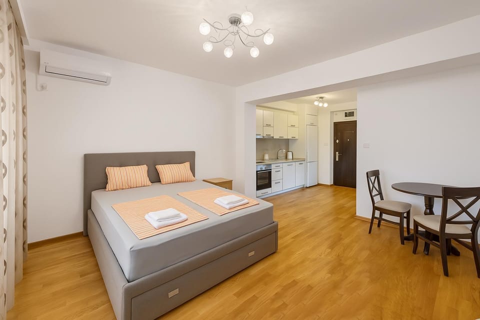 Living room, kitchen